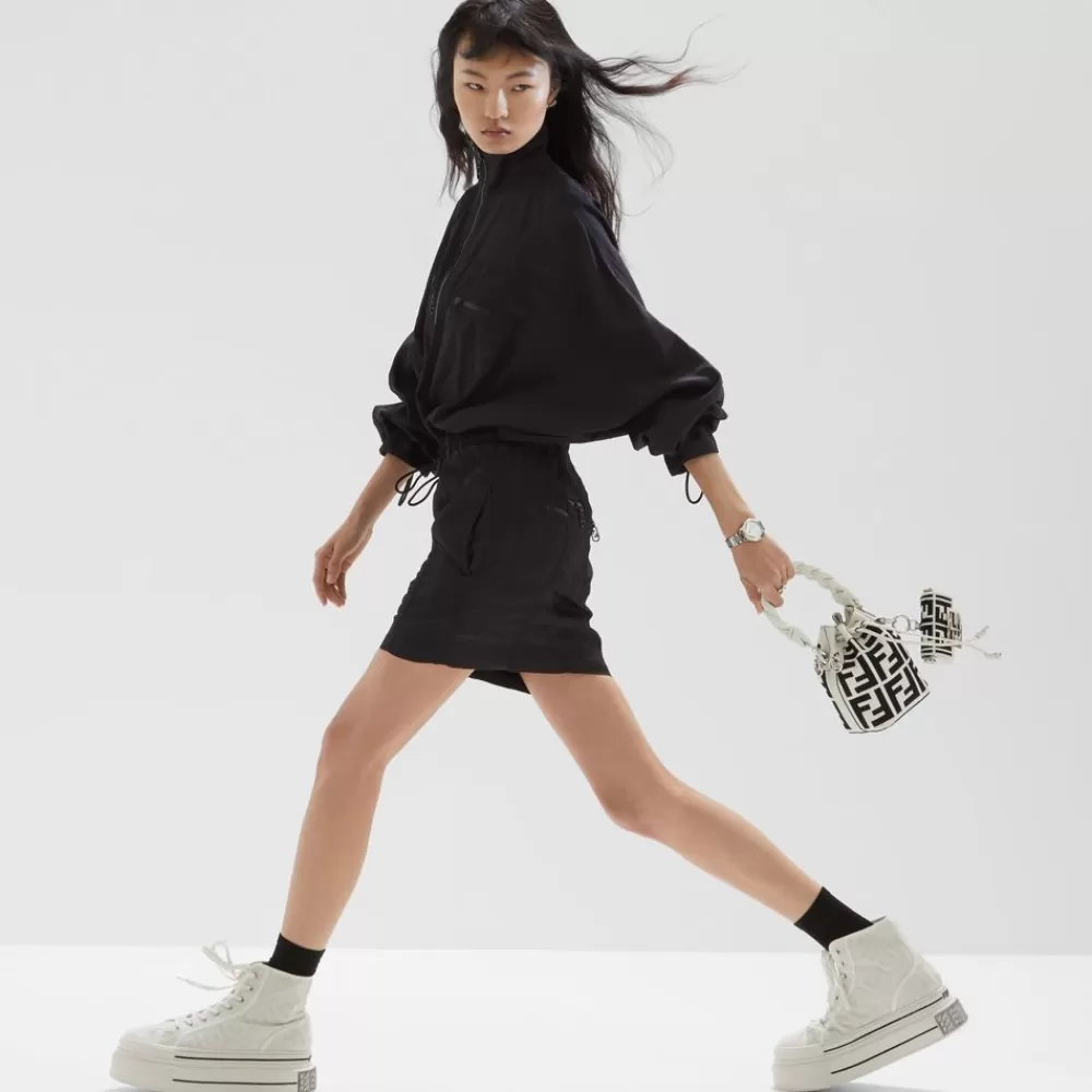 Fendi Mini-Taschen<Mini Bag Aus Canvas In Weis Und Schwarz Mit Ff-Stickerei