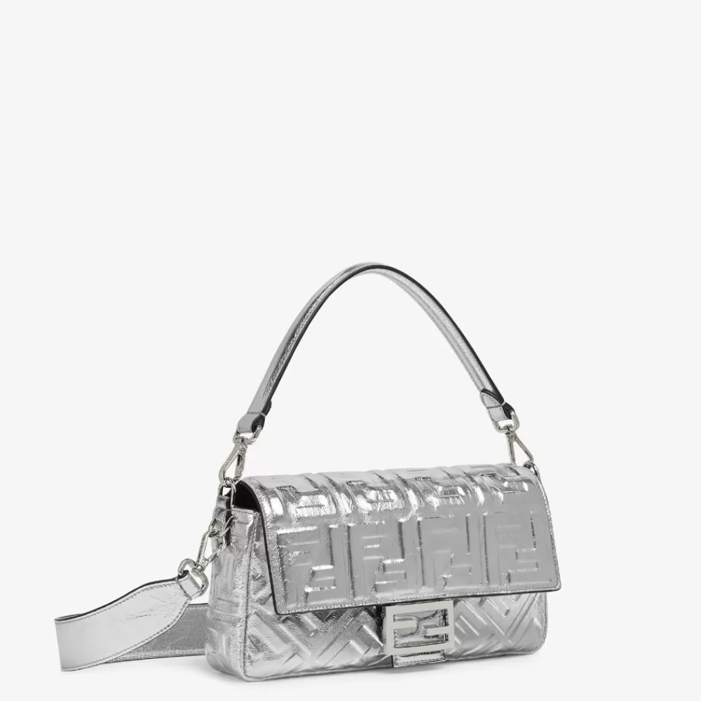 Fendi Schulter- Und Crossbody-Taschen<Tasche Aus Leder In Silberfarben Mit Craquele-Optik Und Ff-Muster