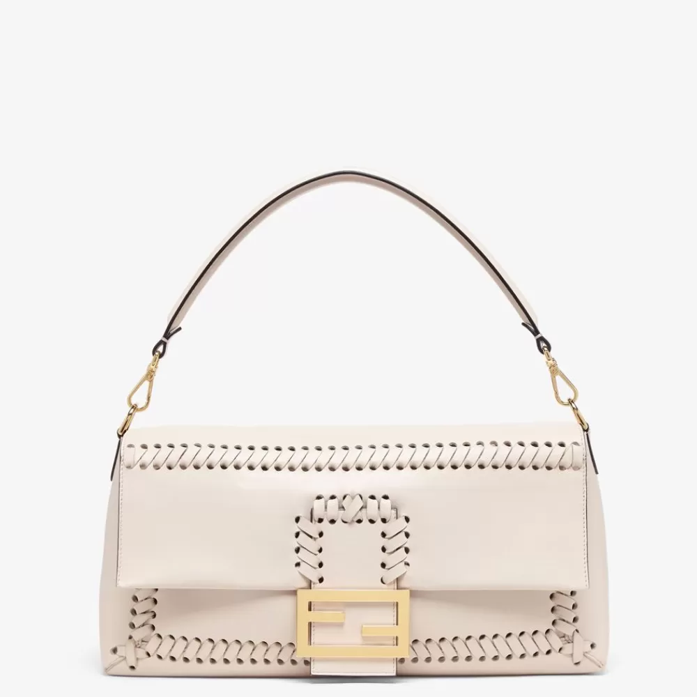 Fendi Schulter- Und Crossbody-Taschen<Tasche Aus Nappaleder In Kamelienweis Mit Farblich Abgestimmten Ziernahten